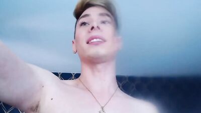 Henry Price Win is chatting with his fans while playing with cock