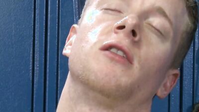 After hard workout, these twinks are fucking in the locker room