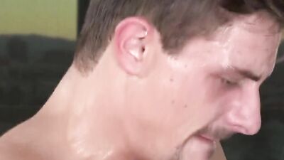Sporty guy sits on partner's cock and rides it in flexible position