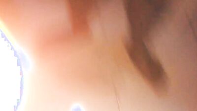 122 I like this camera view, I can see my husband's tail, it's delicious
