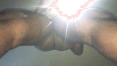 122 I like this camera view, I can see my husband's tail, it's delicious