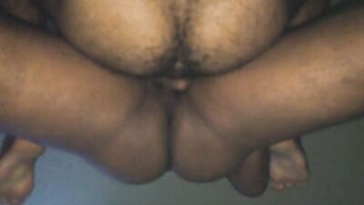 122 I like this camera view, I can see my husband's tail, it's delicious