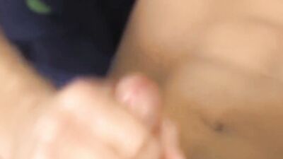Amateur Deriq Fargo anal plays and jerks off before cumming