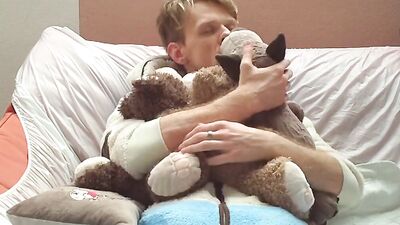plushie yiffing 1