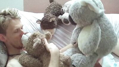plushie yiffing 1