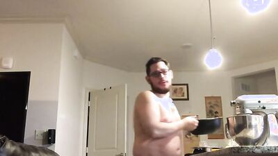 Chubby and nerdy dude with a beard banged by his boyfriend