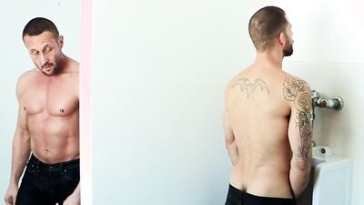 Skinny dudes dick sucking in the bathroom before fucking balls deep