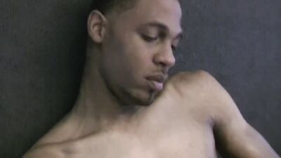 Fit black stud with chiseled abs tugs on his BBC