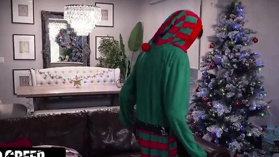 Twink puts on a Christmas outfit to be dicked down by a Santa
