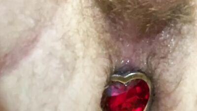 Naughty amateur dude teases with an anal plug and plays solo