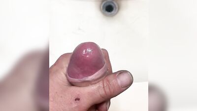 Amateur stud with a massive dick films himself jerking off