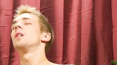 Blond twink fucks his cute boyfriend after receiving a blowjob