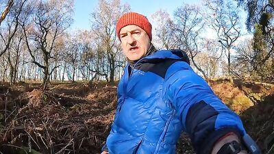 Mature guy pulls his dick out while hiking and jerks off