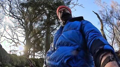 Mature guy pulls his dick out while hiking and jerks off