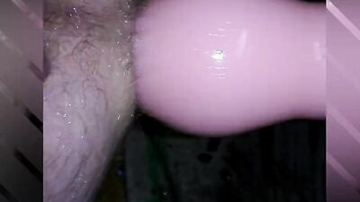 Perverted amateur lubes his asshole to take a big dildo