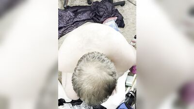 Chubby dude with nerdy glasses jerks off and dildoes his ass