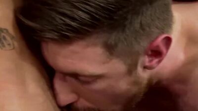 Naughty twinks Tyler Jenkins and James Dixon anal breed