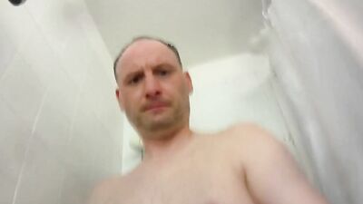 Kudoslong showers and wanks till he cums and washes his body
