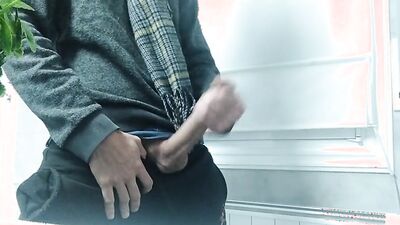 Big Cock Guy With His Scarf, He Is Cold And He Jerks Off And Cums To Get Warm