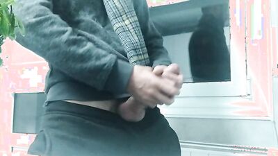 Big Cock Guy With His Scarf, He Is Cold And He Jerks Off And Cums To Get Warm