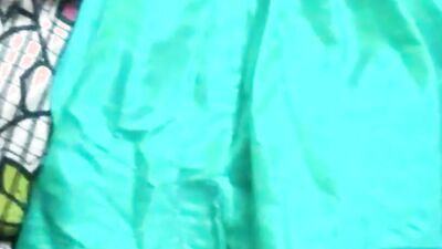 Handjob with mom’s green satin silky suit salwar(07)