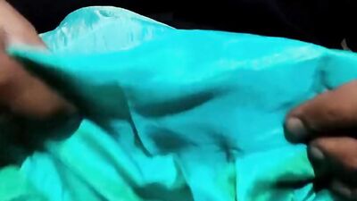 Handjob with mom’s green satin silky suit salwar(07)
