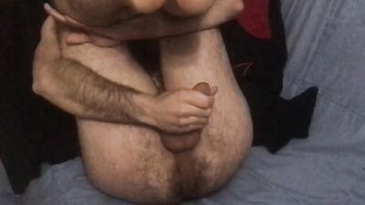 Amateur bear is stroking his dick in front of the camera