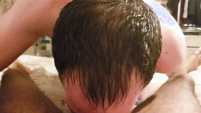 Hottie head long