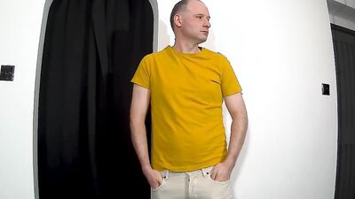 Kudoslong strips and wanks his shaved uncut cock