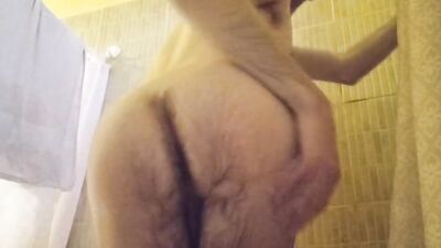 Gergely Molnar - Very sexy poses and having a shower