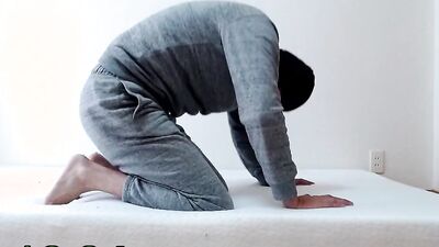 Masked dude shows you how to stretch and achieve multiple orgasms