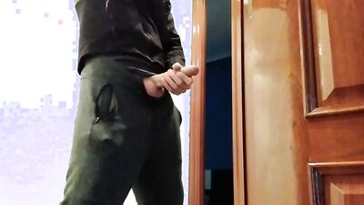Handjob From Hot Amateur Guy With Big Cock, Shoots At The Door