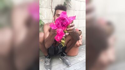 Eating Red Dragon Fruit ! - Rock Mercury