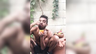 Eating a kiwano melon - Rock Mercury