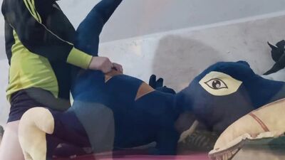 Perverted amateur chap is shoving his prick into his shark toy
