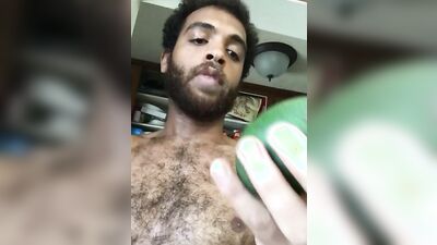 Rock Mercury is having fun in his homemade solo performance