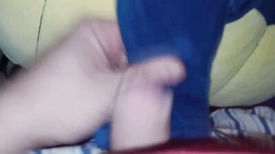 Amateur perverted fellow is rubbing his dick on a shark toy