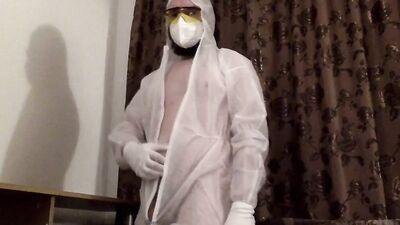 Amateur masked dude is stroking his prick during the lockdown