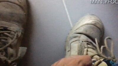 I wore the same socks for 5 days here’s what happened - 5 days of sock goodness - Day 1 - Manlyfoot