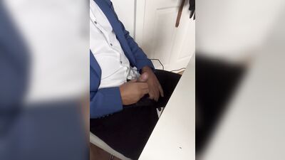 Cumming while talk to the customer by the phone