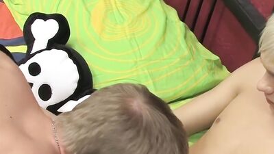 Blonde twinks Jordan Ash and Jordan Ashton are kissing and fucking