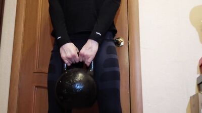 Botomless guy is showing dick and ass for his horny fans