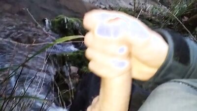 A good handjob in the river, would you suck it if you saw me? Leave it to me in the comments!