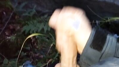 A good handjob in the river, would you suck it if you saw me? Leave it to me in the comments!