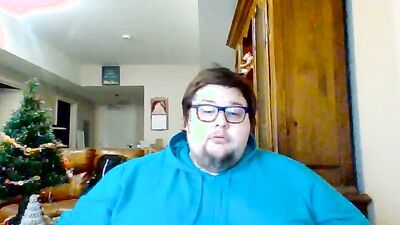 Balls Went from Extremely Itchy Filled up 'n Busting Large Sperm Load onto Leather Chair???????? Pissing
