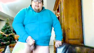 Balls Went from Extremely Itchy Filled up 'n Busting Large Sperm Load onto Leather Chair???????? Pissing