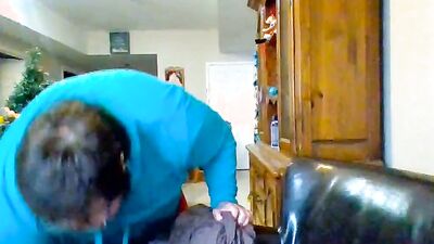 Balls Went from Extremely Itchy Filled up 'n Busting Large Sperm Load onto Leather Chair???????? Pissing