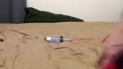 Kinky guy wears a buttplug up his ass on webcam show