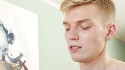 Kyle Brant & Avery Jones are fornicating inside the bedroom