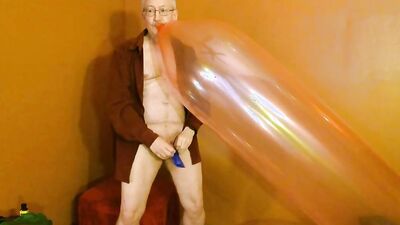 Balloonbanger 67) GL500 Balloon Hump w 32" Long Neck Balloon Blast Intro